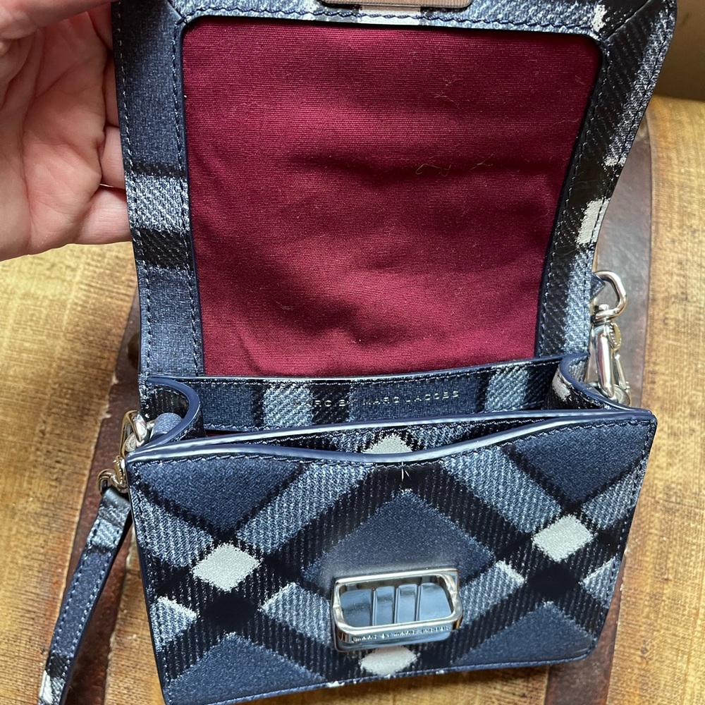 Marc Jacobs blue & gray plaid crossbody purse - Picture 3 of 8